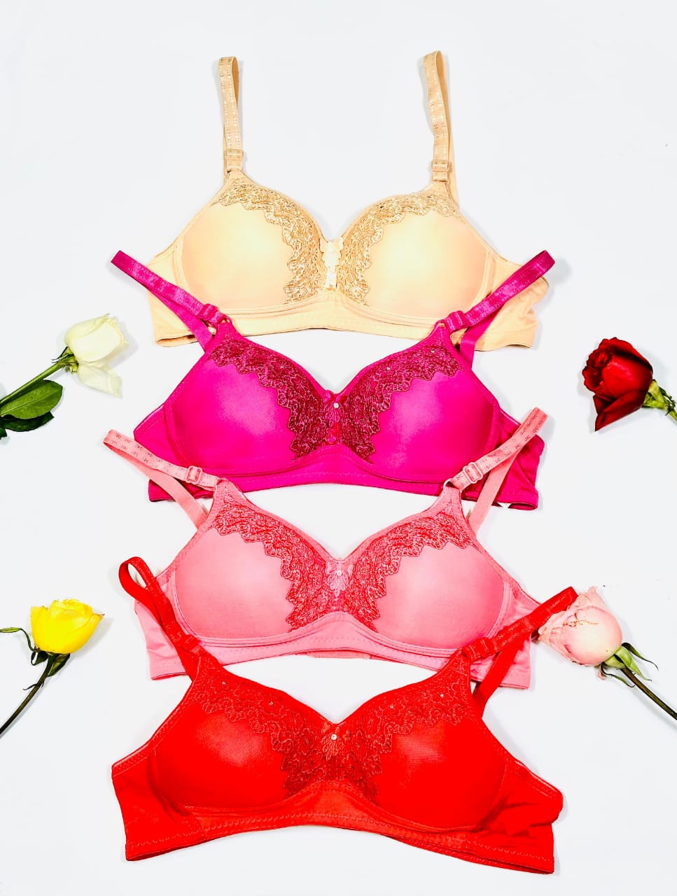 Lacy stretchable long strap bra